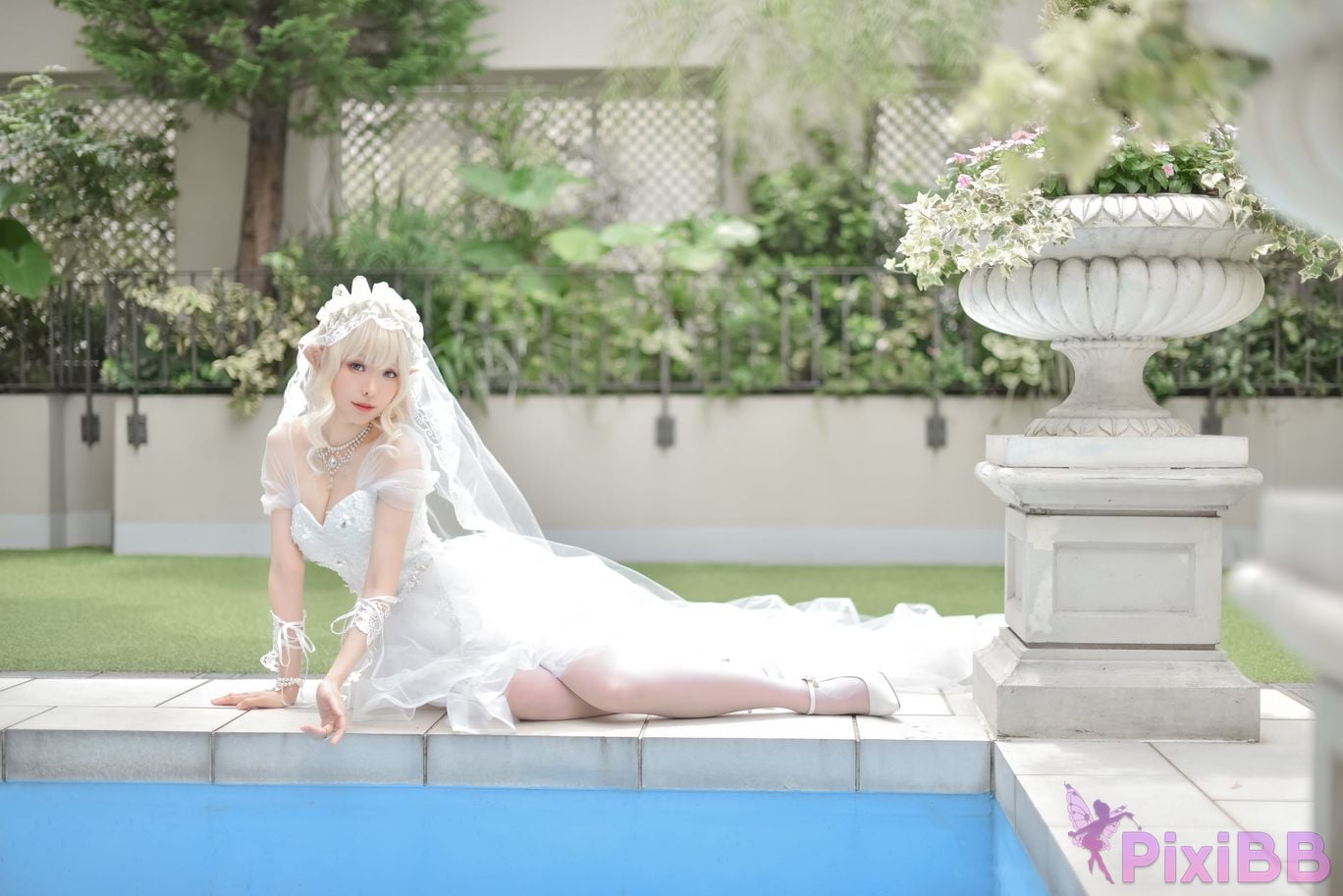 Coser Ely eee ElyEE Bride and Lingerie PixiBB.COM 032