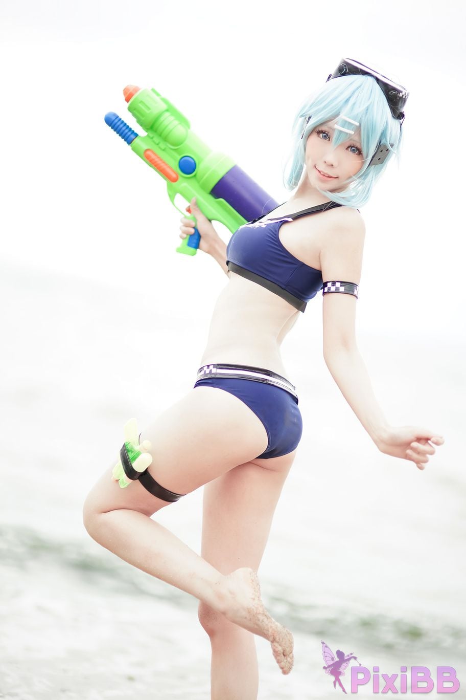 Coser Ely eee ElyEE PixiBB.COM 010