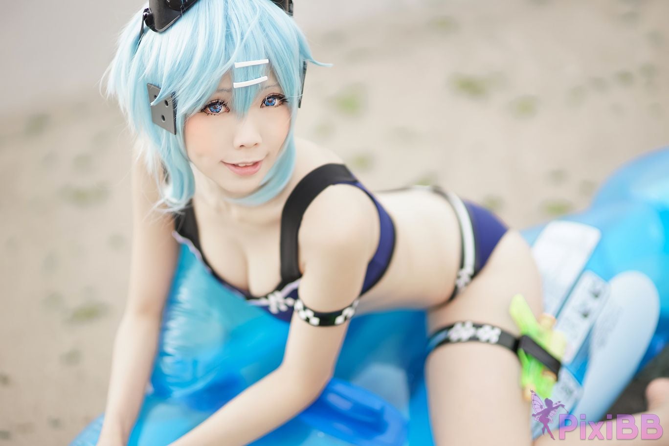 Coser Ely eee ElyEE PixiBB.COM 012