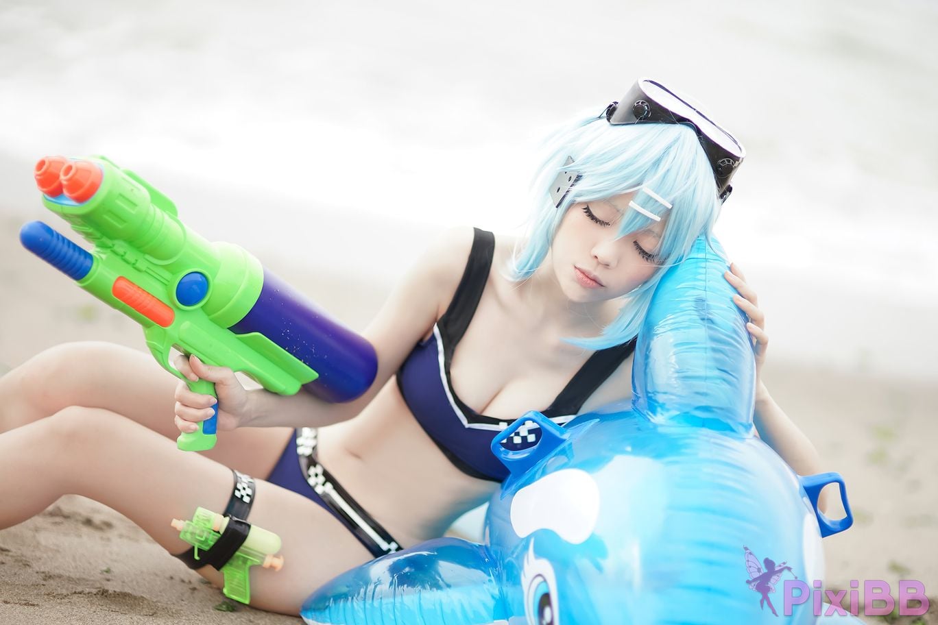 Coser Ely eee ElyEE PixiBB.COM 032