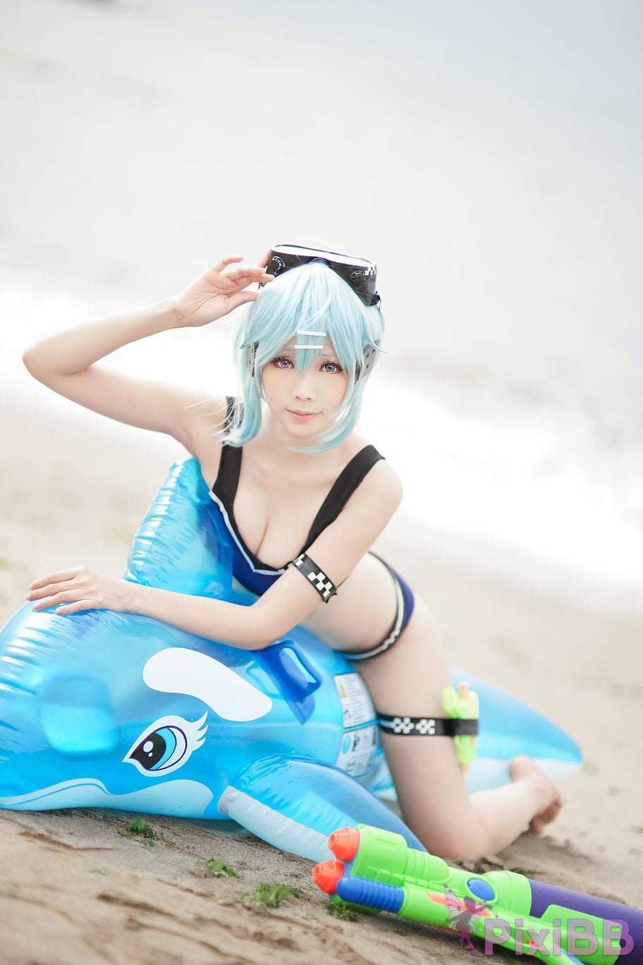 Coser Ely eee ElyEE PixiBB.COM 035