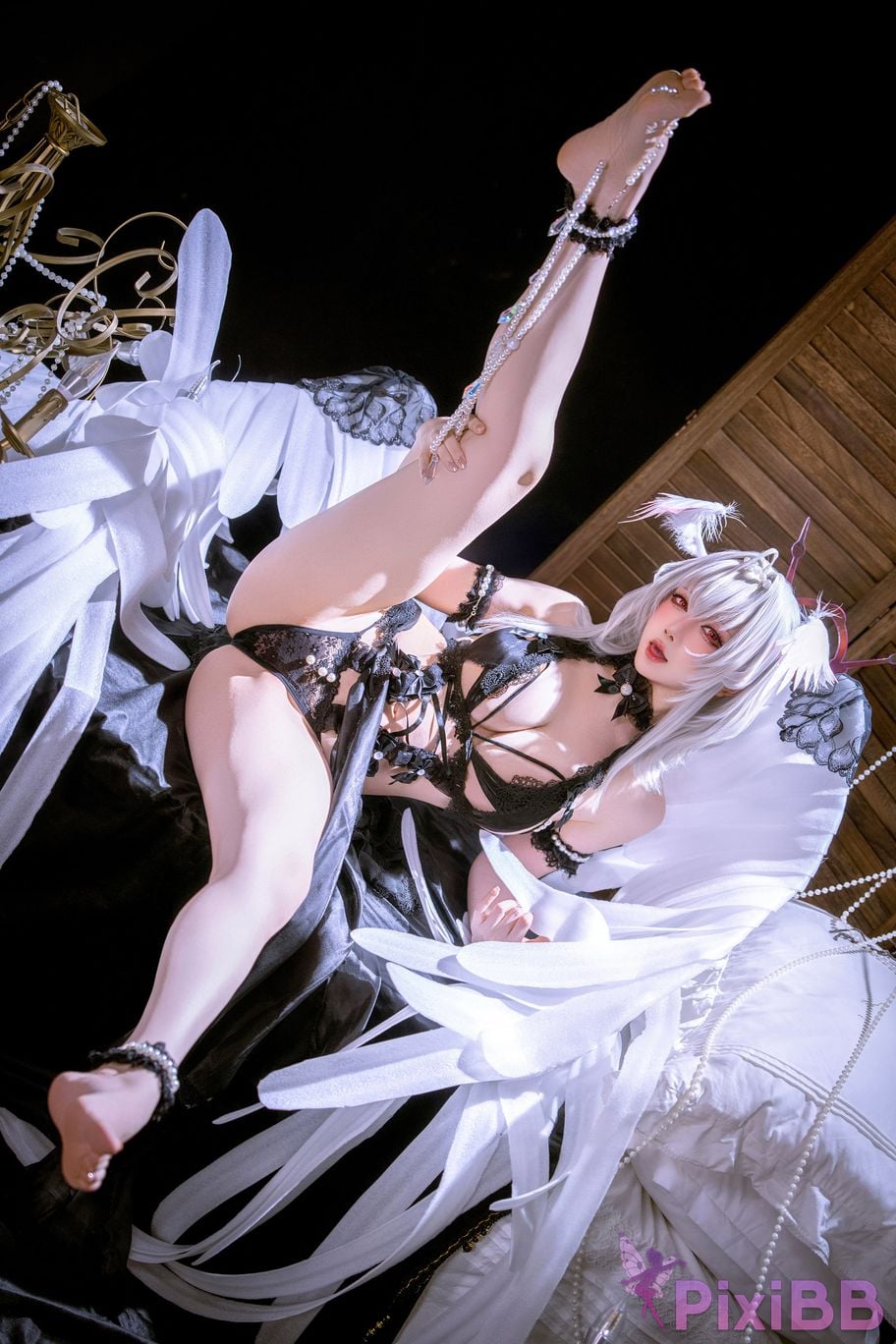 Cosplayer The Slowly Moving Star Hoshilily Azur Lane Dawn Pearl Shinano Mainz Great Phoenix PixiBB.COM 012