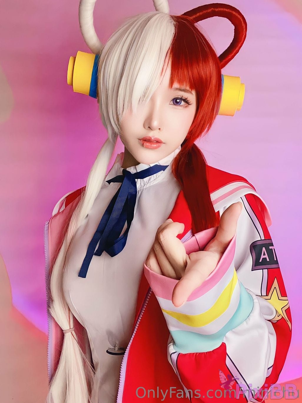 Cosplayer chuchu 009 Uta One Piece Red Haired Diva PixiBB.COM 012