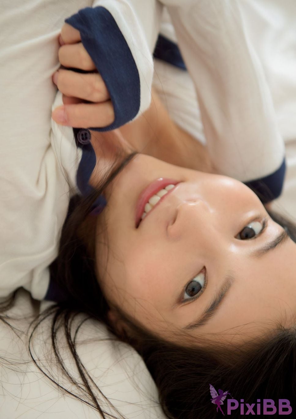Japanese Idol Suzu Honjo Rin Photo book REFRESH PixiBB.COM 011