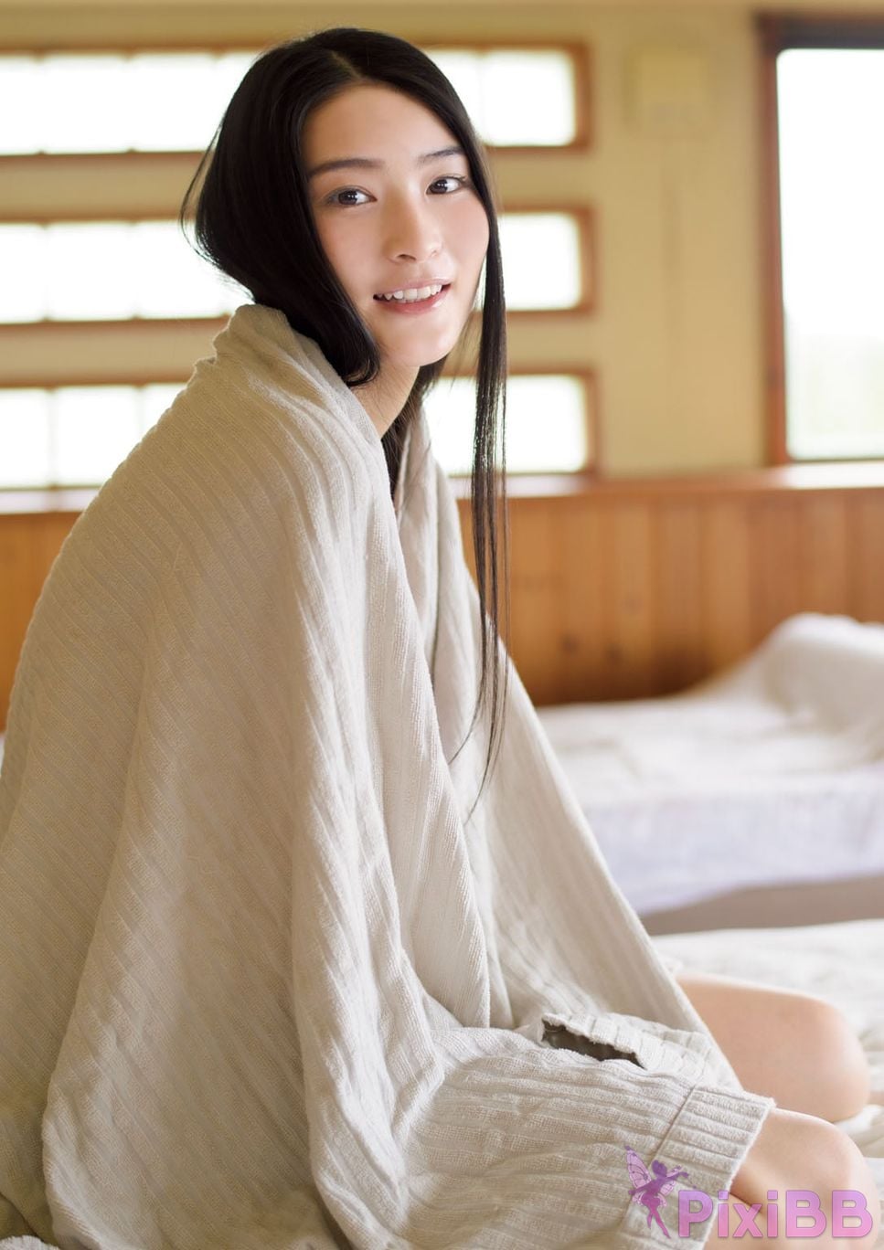 Japanese Idol Suzu Honjo Rin Photo book REFRESH PixiBB.COM 051