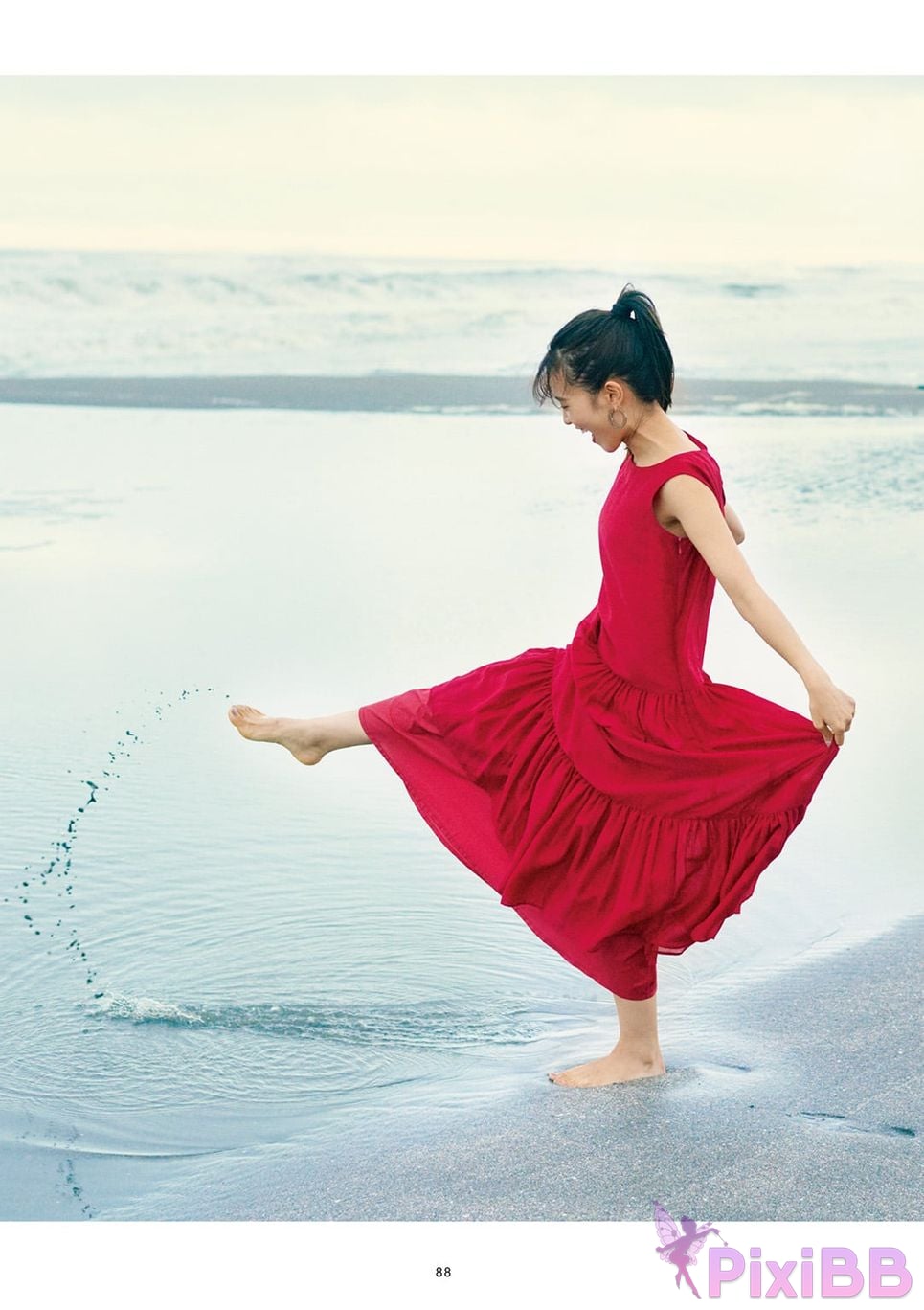 Japanese Idol Sachika Nitta 1st PHOTO BOOK PixiBB.COM 100