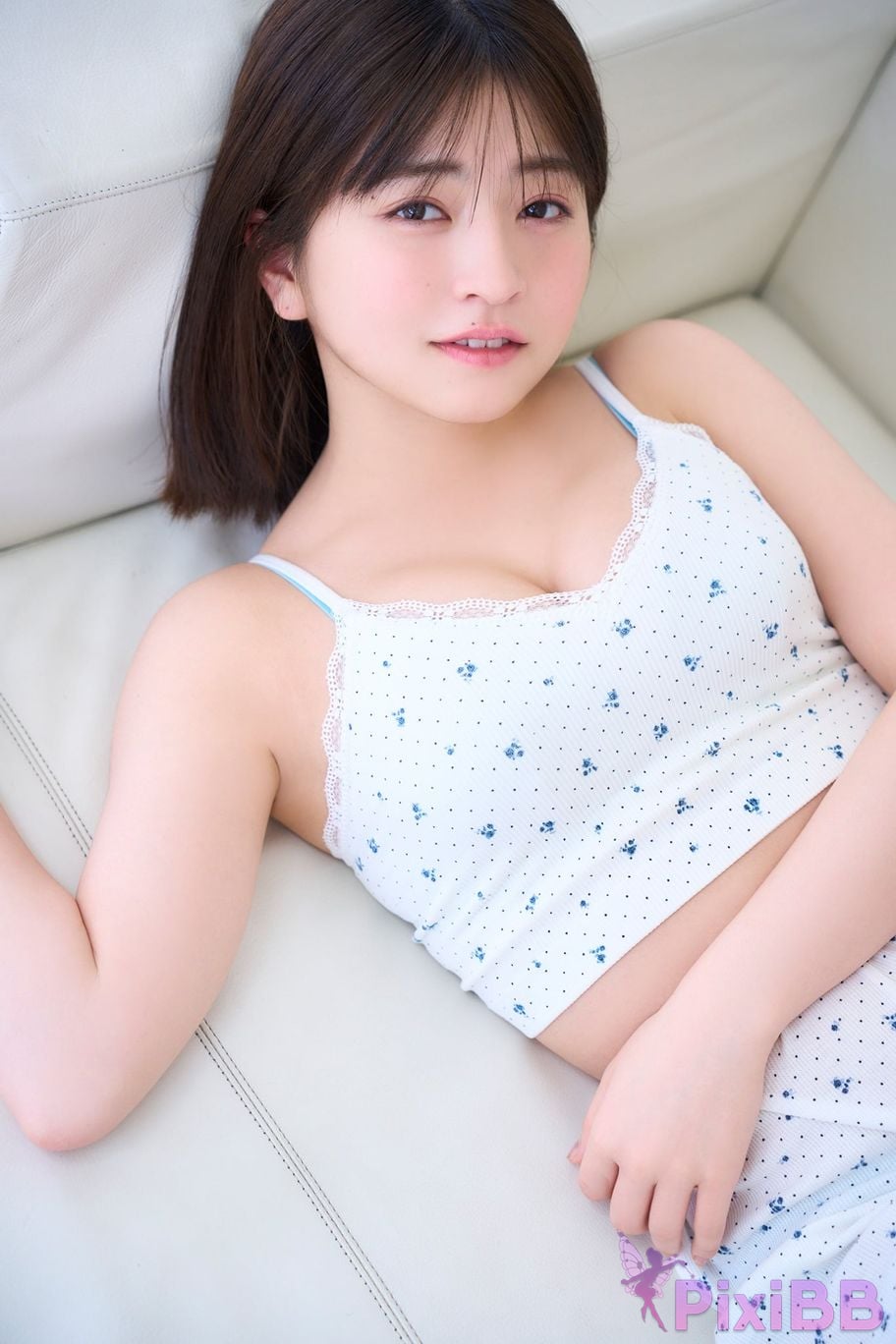 Japanese Idol Honoka Sasaki FRIDAY digital photo book The Heartbeat of Twenty vol. 2 Over 100 page deluxe edition PixiBB.COM 045