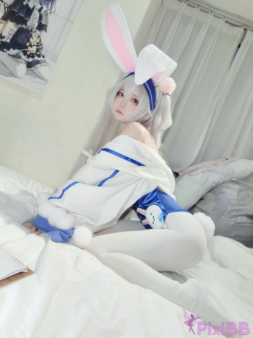 Cosplayer child miko Lafite Rabbit PixiBB.COM 040