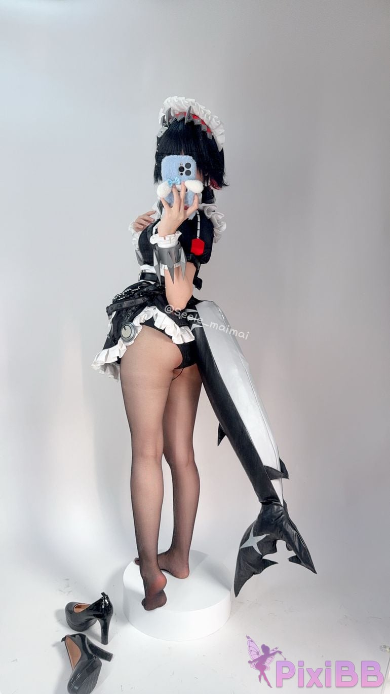 Cosplayer Seele Mai Shark Girl PixiBB.COM 001