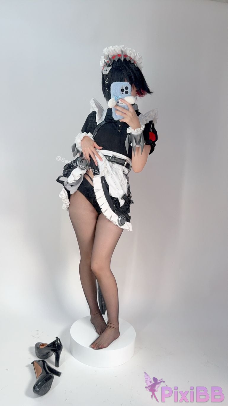 Cosplayer Seele Mai Shark Girl PixiBB.COM 005
