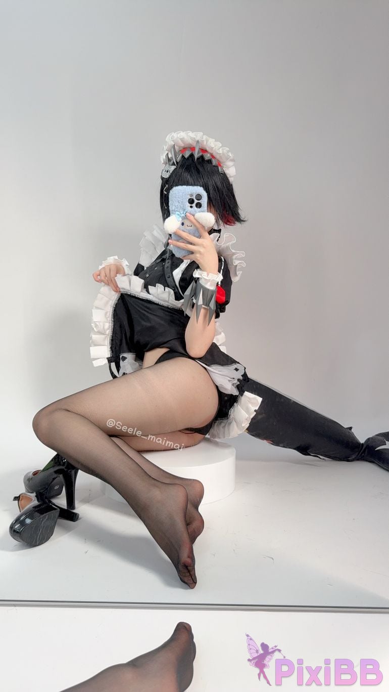Cosplayer Seele Mai Shark Girl PixiBB.COM 006