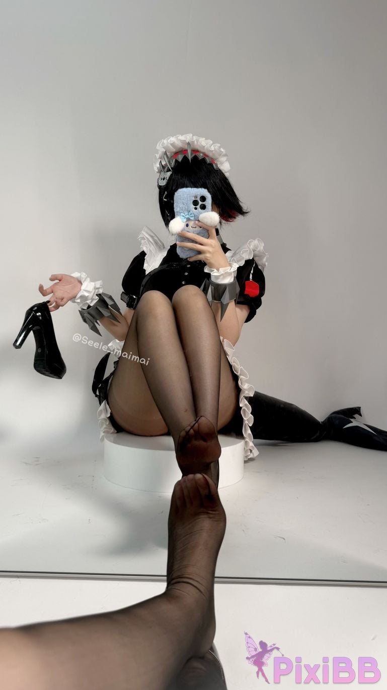 Cosplayer Seele Mai Shark Girl PixiBB.COM 020