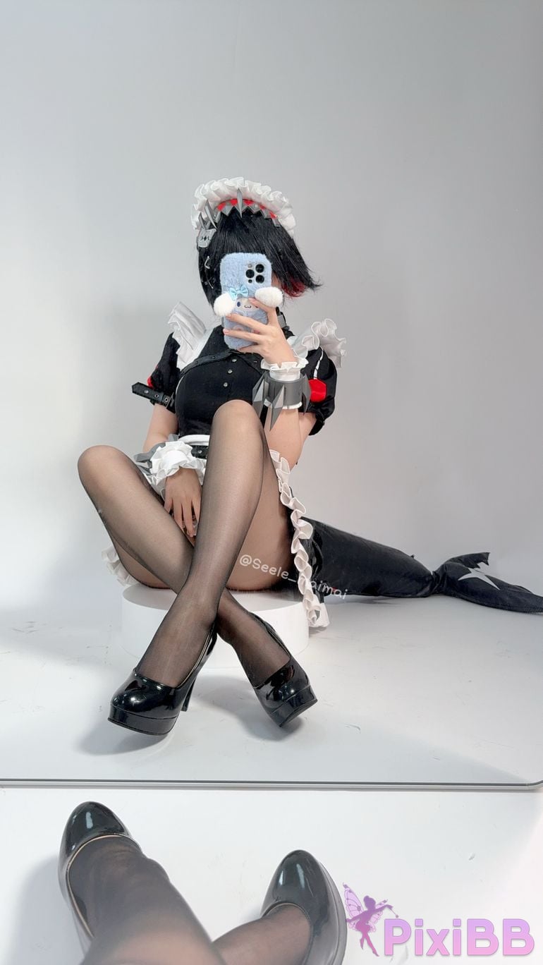 Cosplayer Seele Mai Shark Girl PixiBB.COM 024