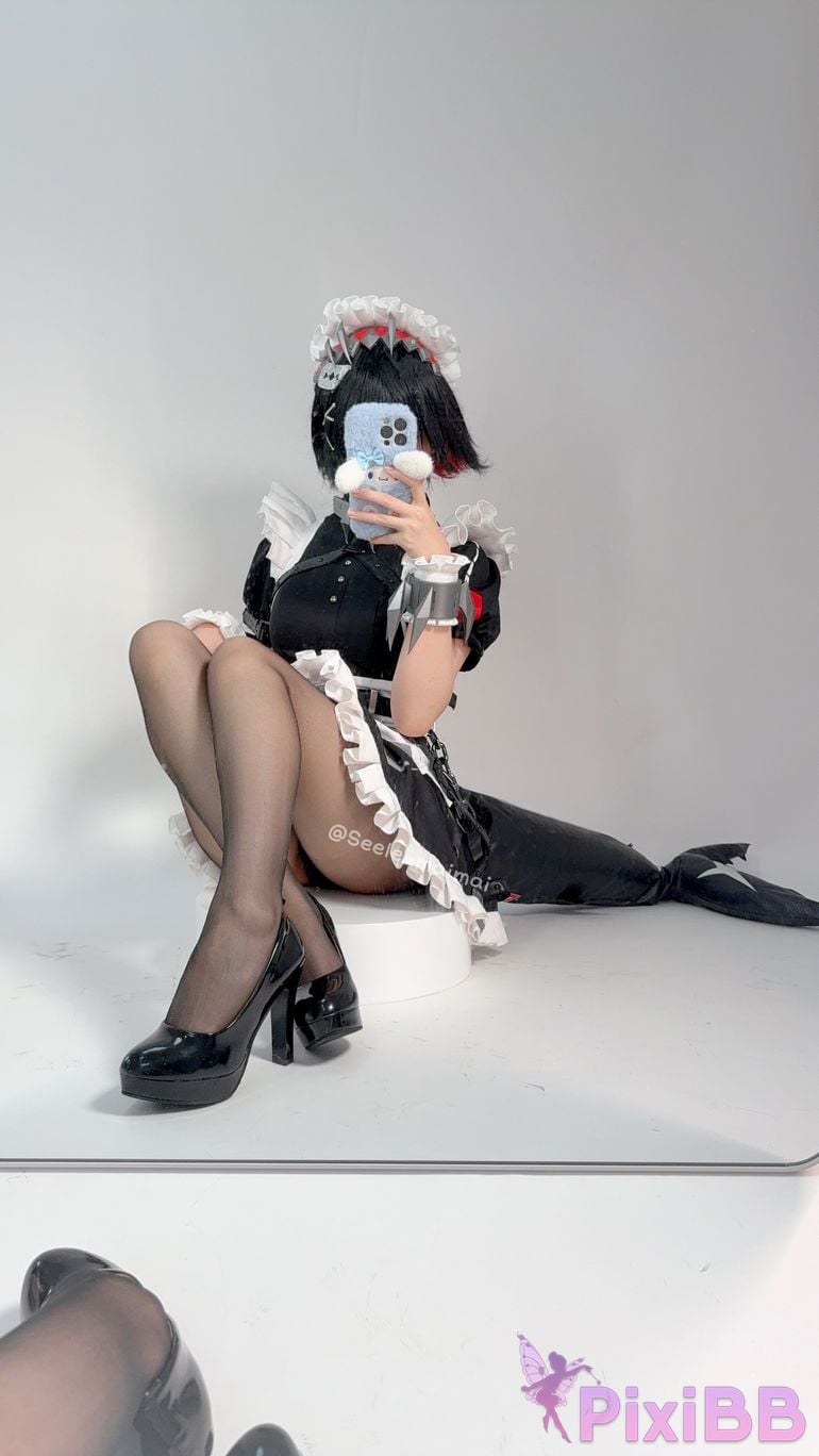 Cosplayer Seele Mai Shark Girl PixiBB.COM 025