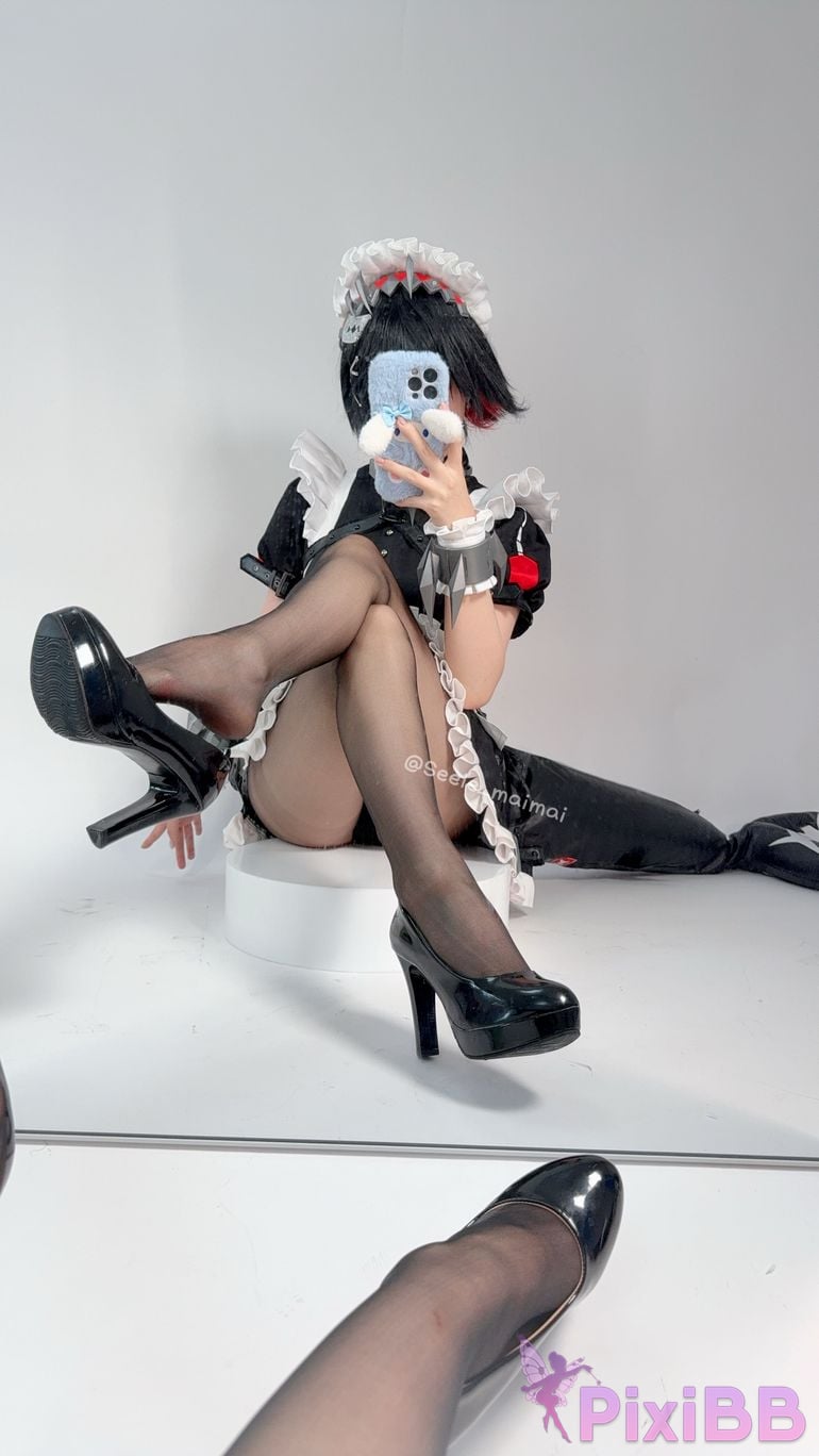 Cosplayer Seele Mai Shark Girl PixiBB.COM 029