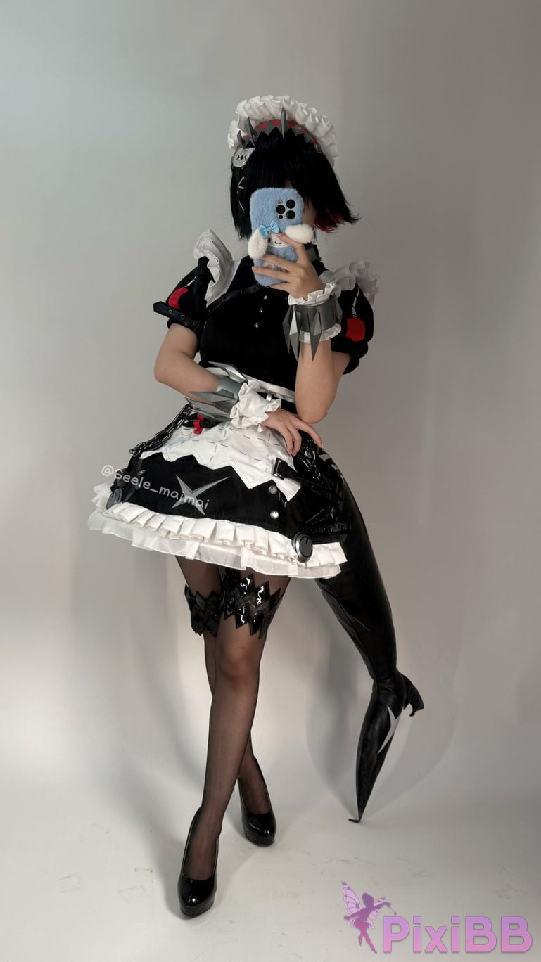 Cosplayer Seele Mai Shark Girl PixiBB.COM 037