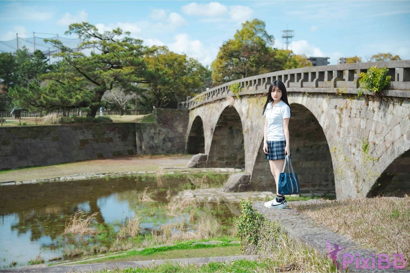 Japanese Idol Airi Hiruta 1st Photo book Love ALTER PixiBB.COM 011