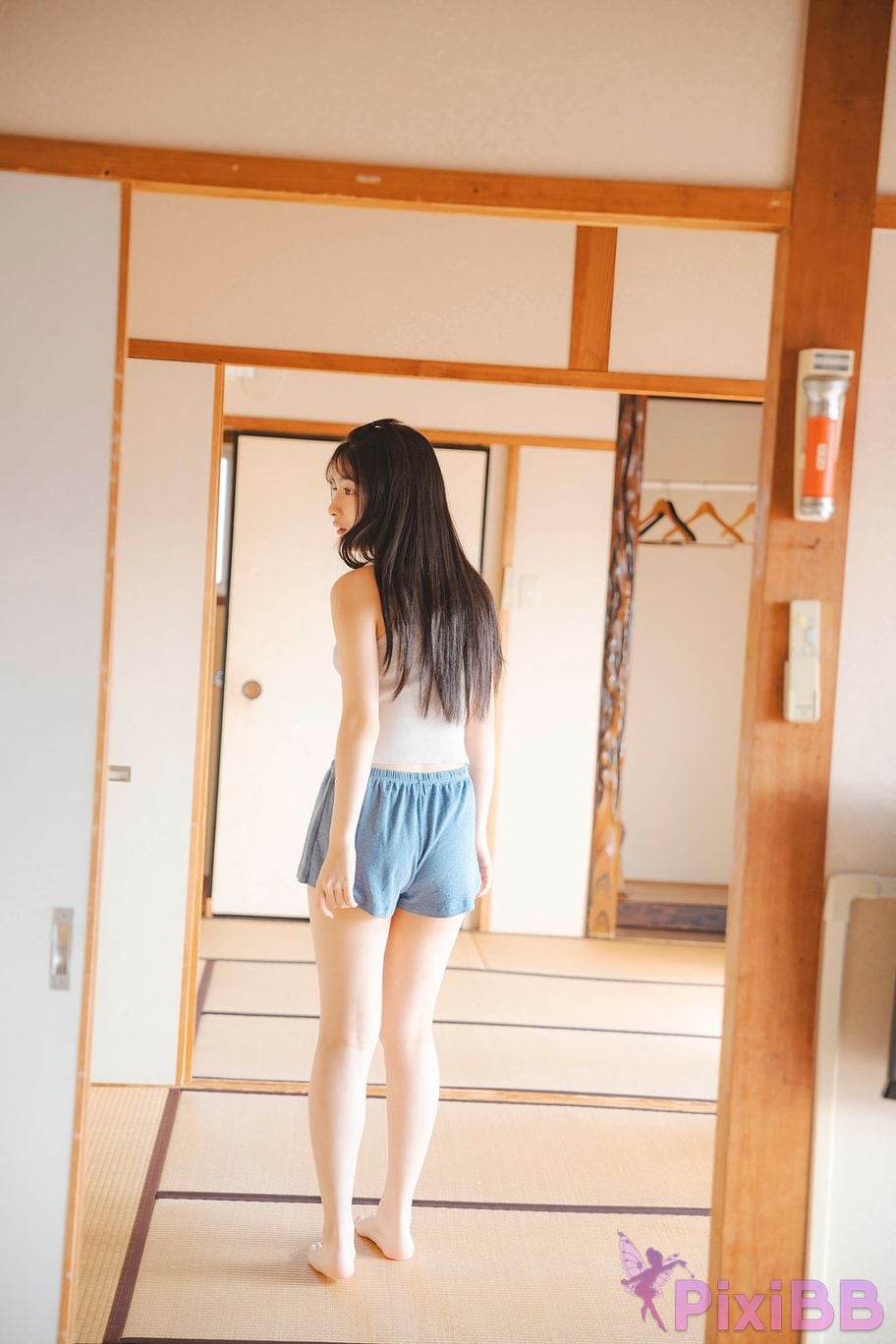 Japanese Idol Airi Hiruta 1st Photo book Love ALTER PixiBB.COM 020
