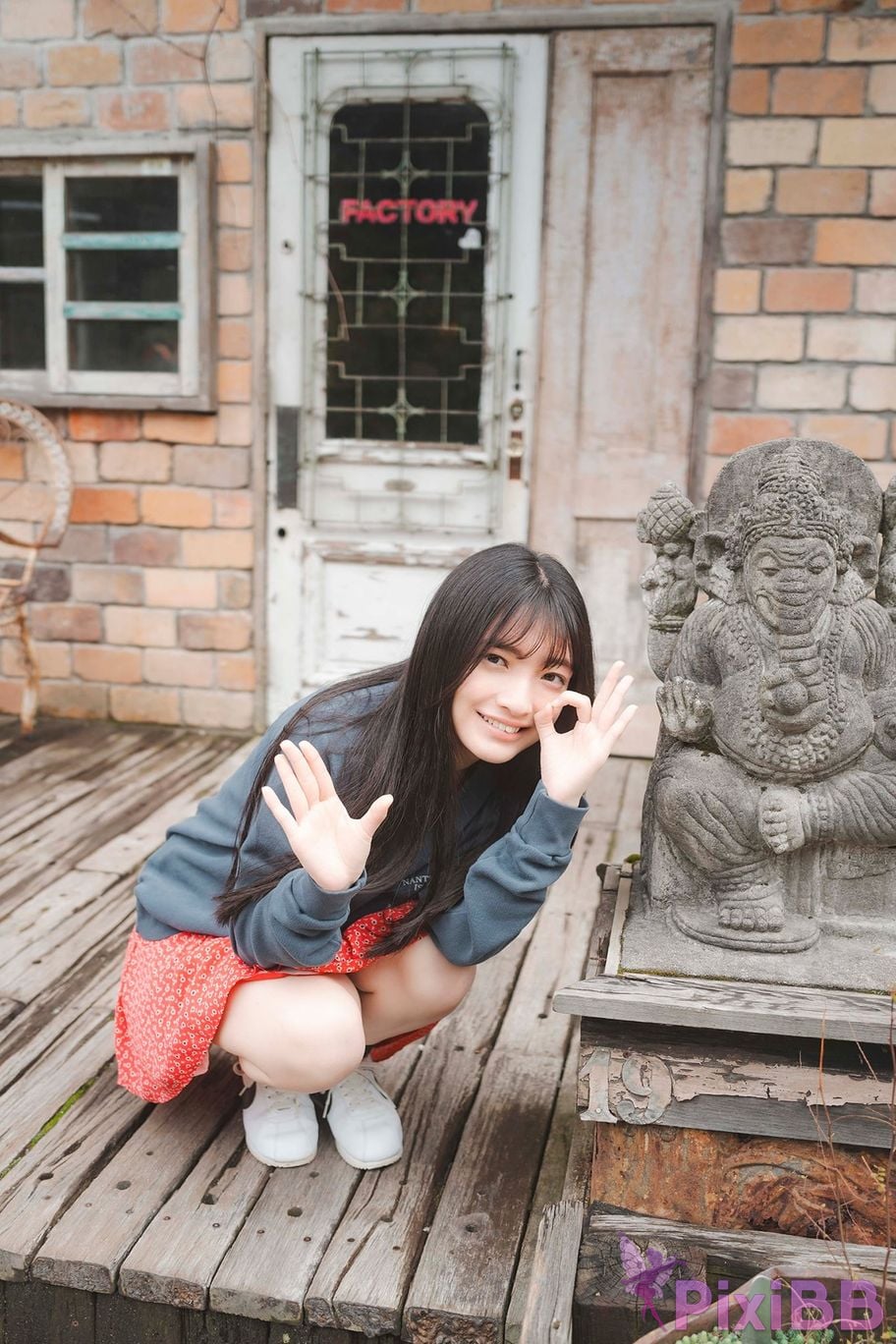 Japanese Idol Airi Hiruta 1st Photo book Love ALTER PixiBB.COM 166