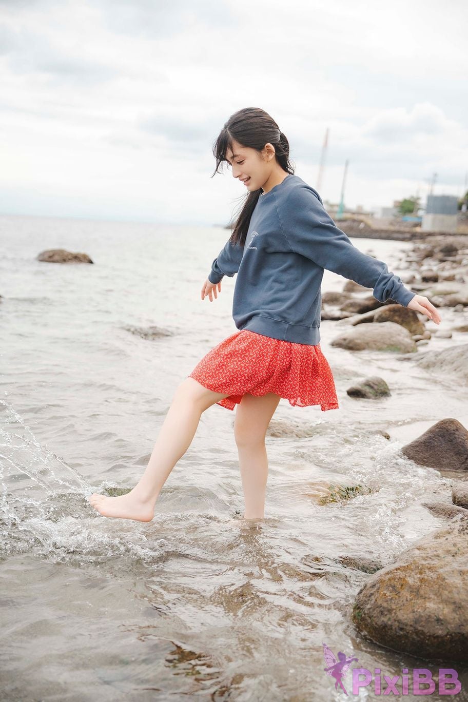 Japanese Idol Airi Hiruta 1st Photo book Love ALTER PixiBB.COM 170