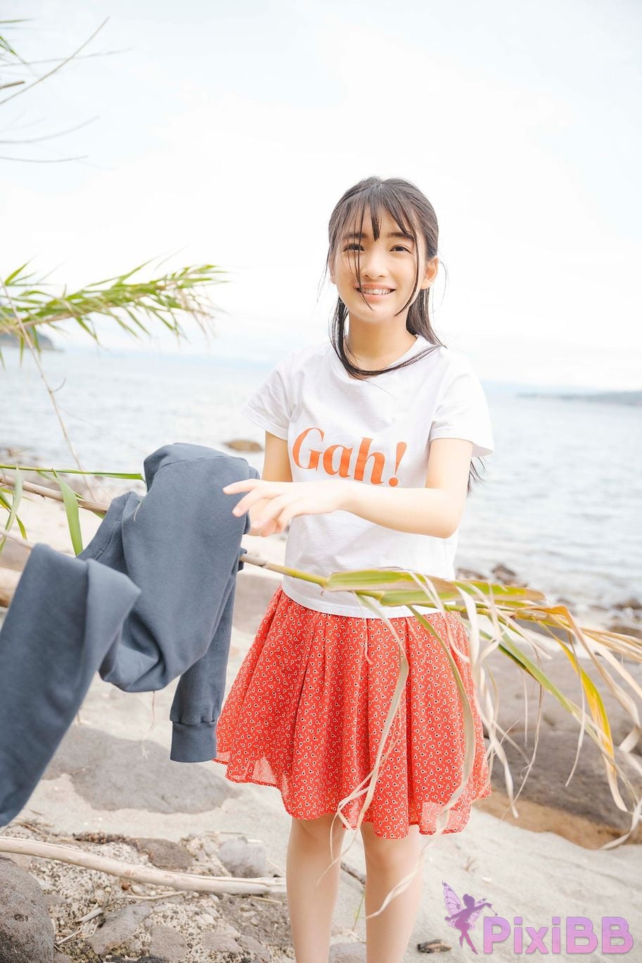 Japanese Idol Airi Hiruta 1st Photo book Love ALTER PixiBB.COM 174