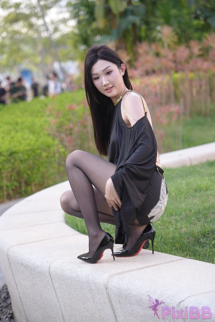 Featured Street Photography Works No.5943 The charming and captivating Little Tingting PixiBB.COM 030