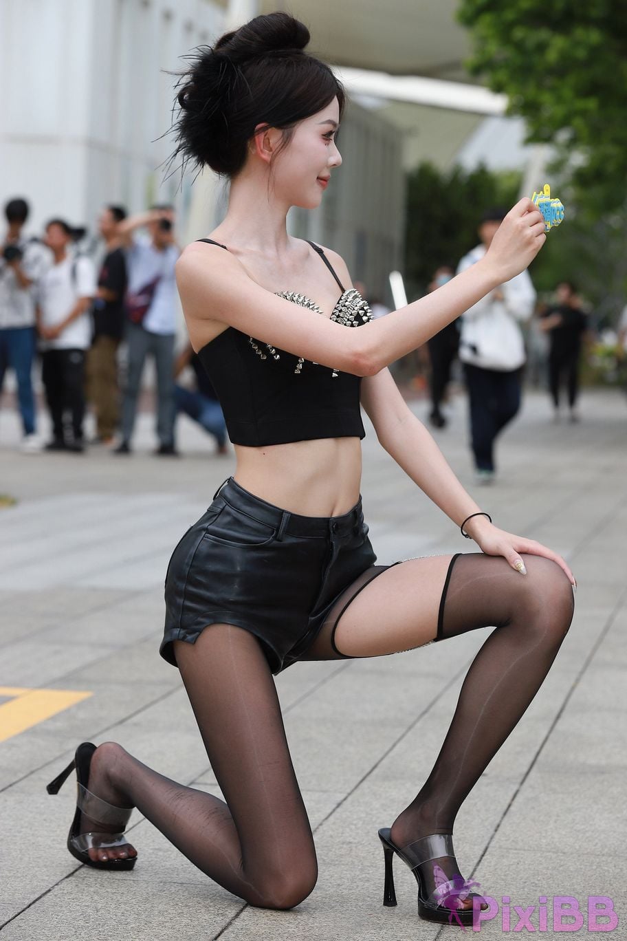 Featured Street Photography Works No.5947 slender long legs with black stockings PixiBB.COM 268