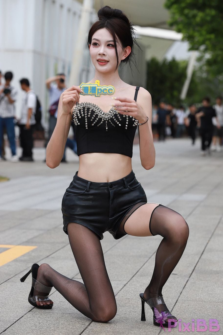 Featured Street Photography Works No.5947 slender long legs with black stockings PixiBB.COM 282