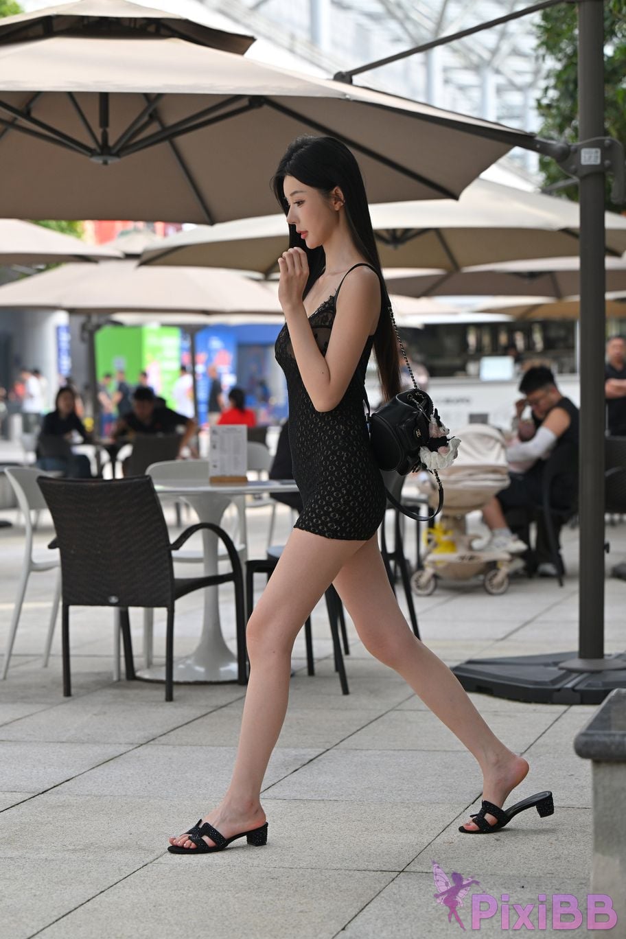 Featured Street Photography Works No.5948 Low cut super short bodycon dress Master Cat PixiBB.COM 117