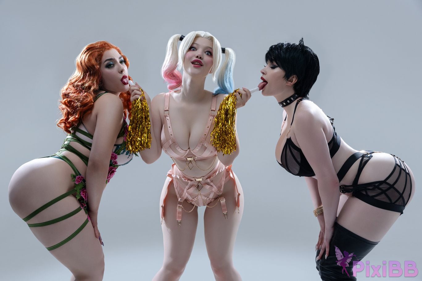 Lada Lyumos, Lady Melamori & Zoe Volf Catwoman, Harley Quinn & Poison Ivy PixiBB.COM 32