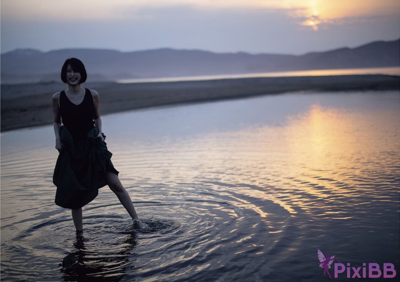 Japanese Idol Tsukasa Aoi Asa Gei SEXY photo collection live PixiBB.COM 052