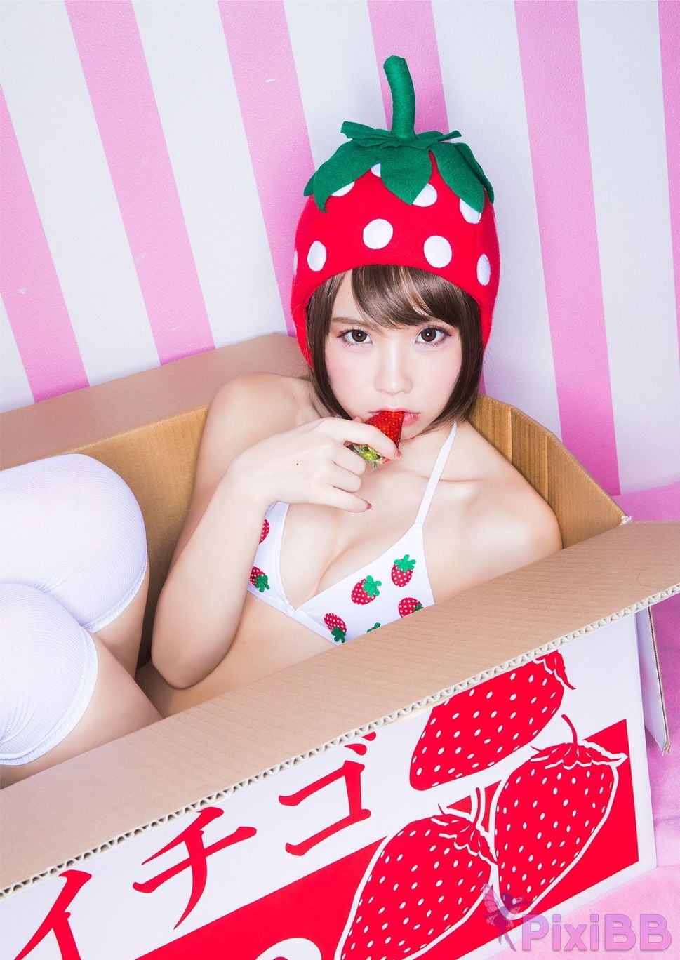 Japanese Idol Enako YJ digital photo book Special edition PixiBB.COM 011