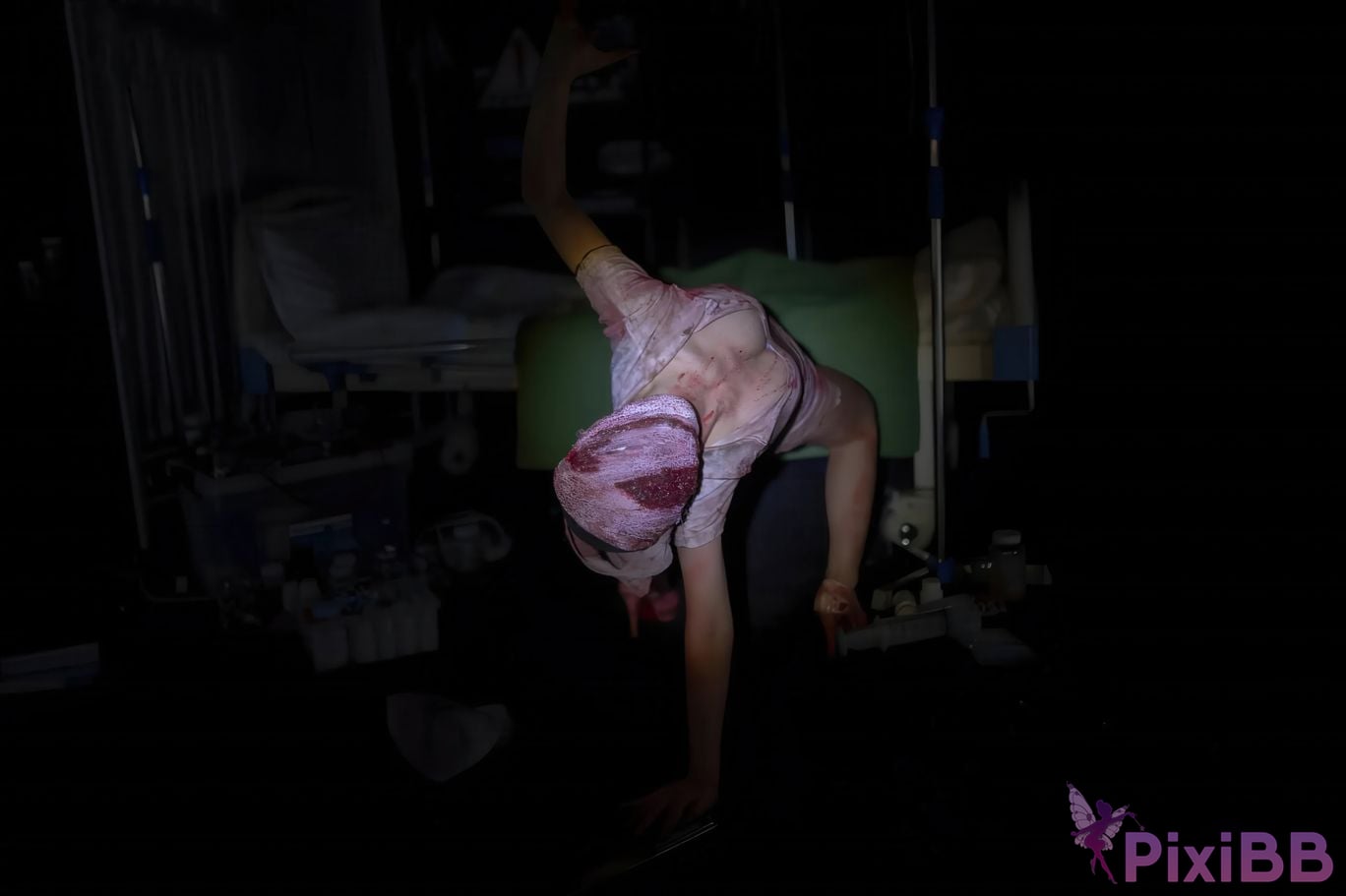 Cosplayer Quan Ran is a little hungry silent hill nurse PixiBB.COM 014