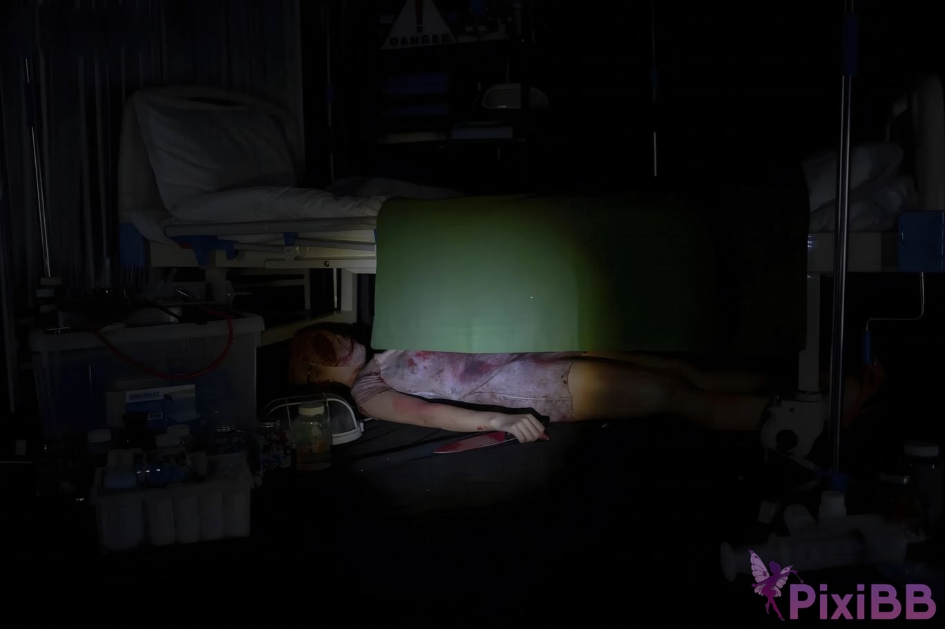 Cosplayer Quan Ran is a little hungry silent hill nurse PixiBB.COM 015