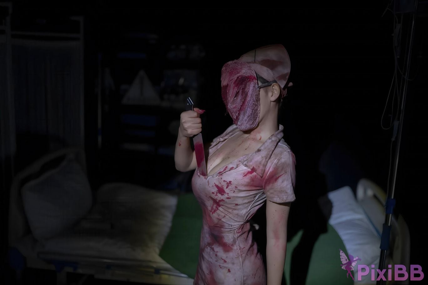 Cosplayer Quan Ran is a little hungry silent hill nurse PixiBB.COM 051