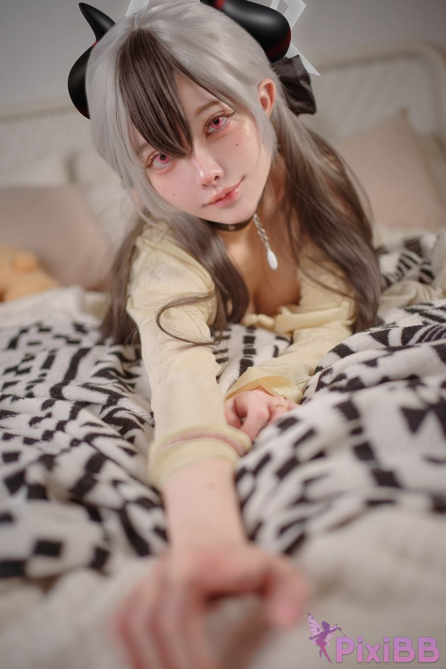 Cosplayer Le Josette Kayoko Dress PixiBB.COM 029