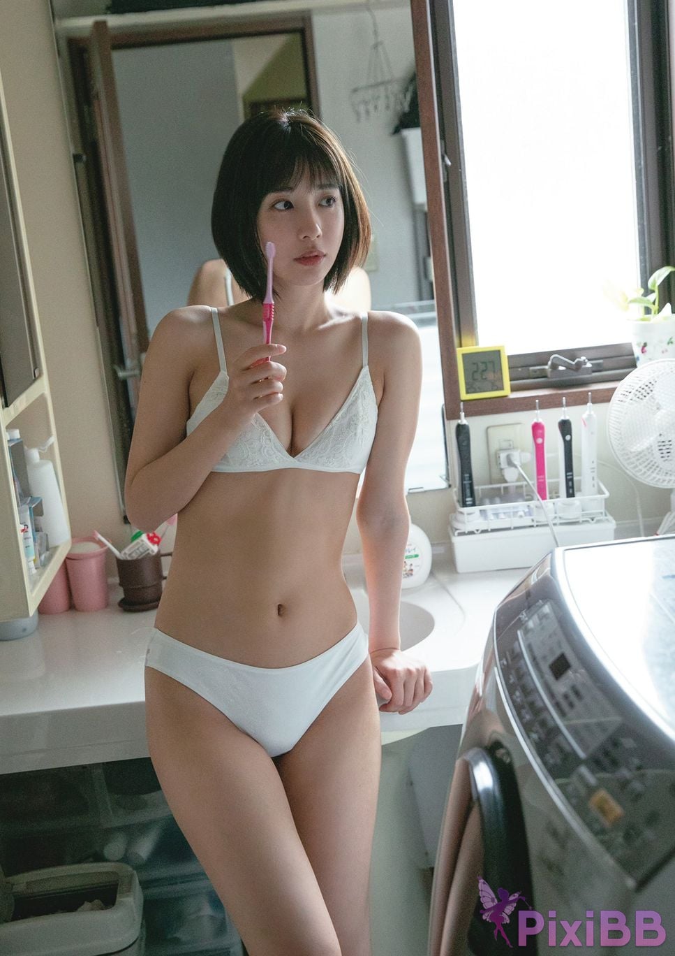 Japanese Idol Mio Minato Mizuminato First photo book PixiBB.COM 130
