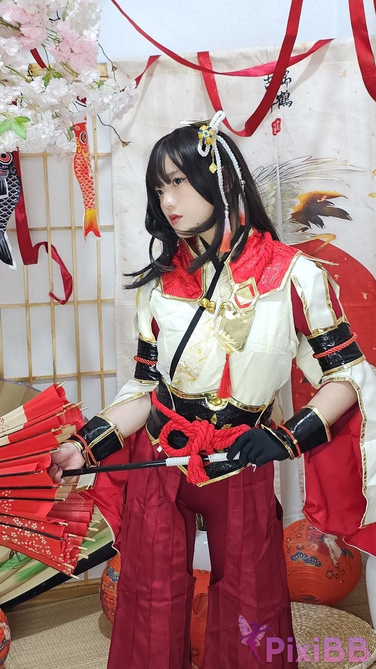 Cosplayer Messie Huang monster hunter fire bud PixiBB.COM 059