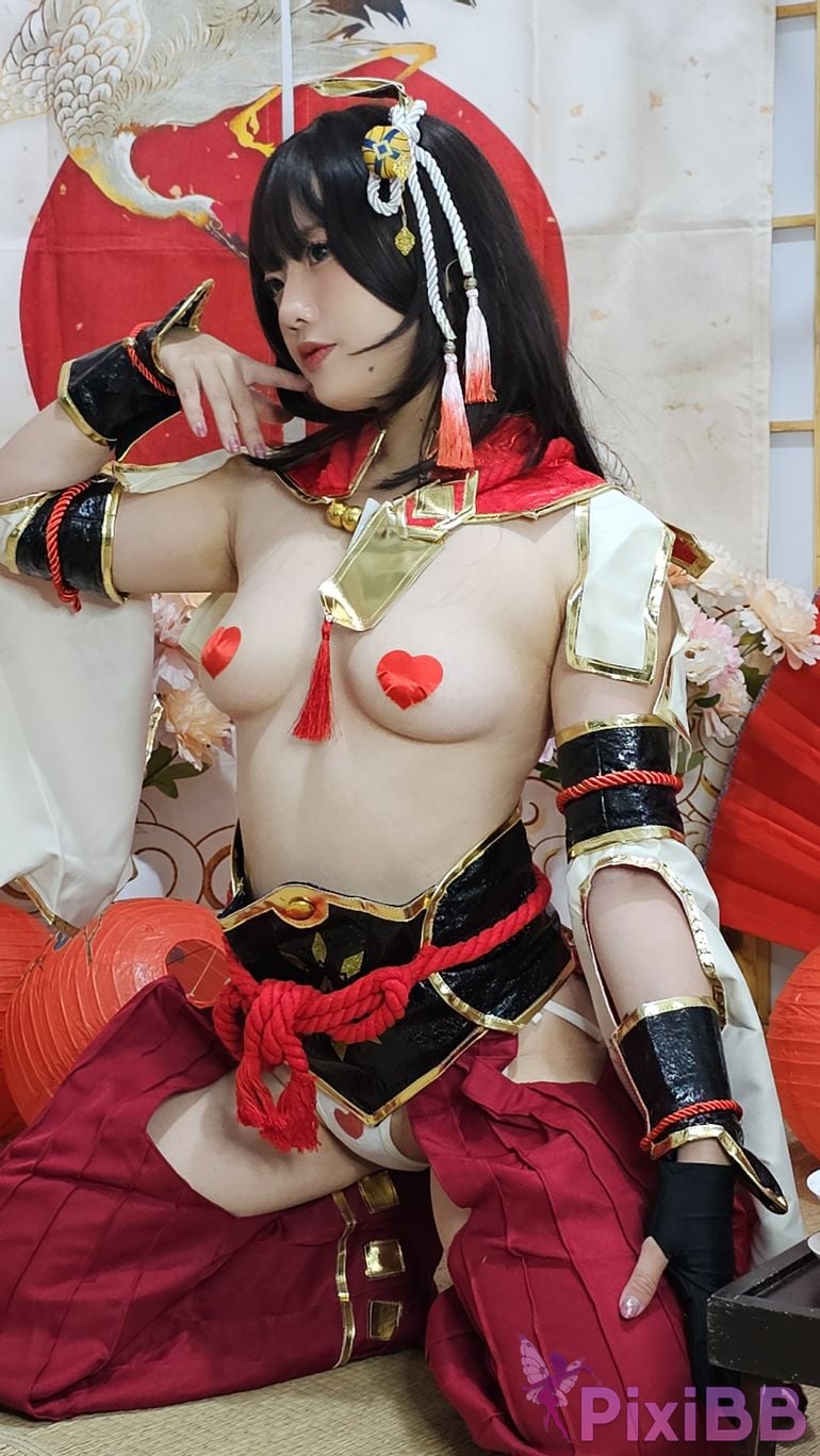 Cosplayer Messie Huang monster hunter fire bud PixiBB.COM 076