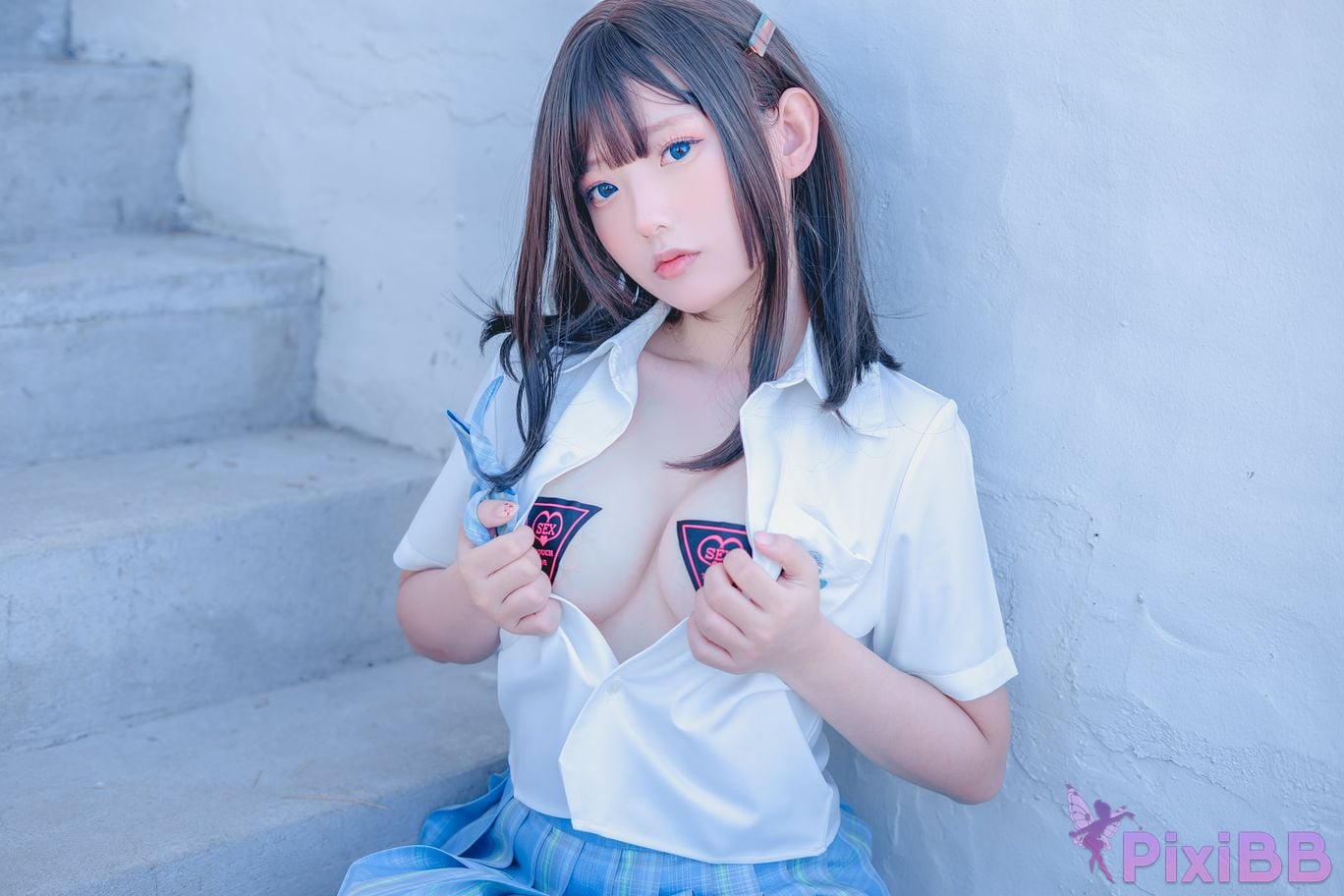 Cosplayer Messie Huang Seifuku PixiBB.COM 014