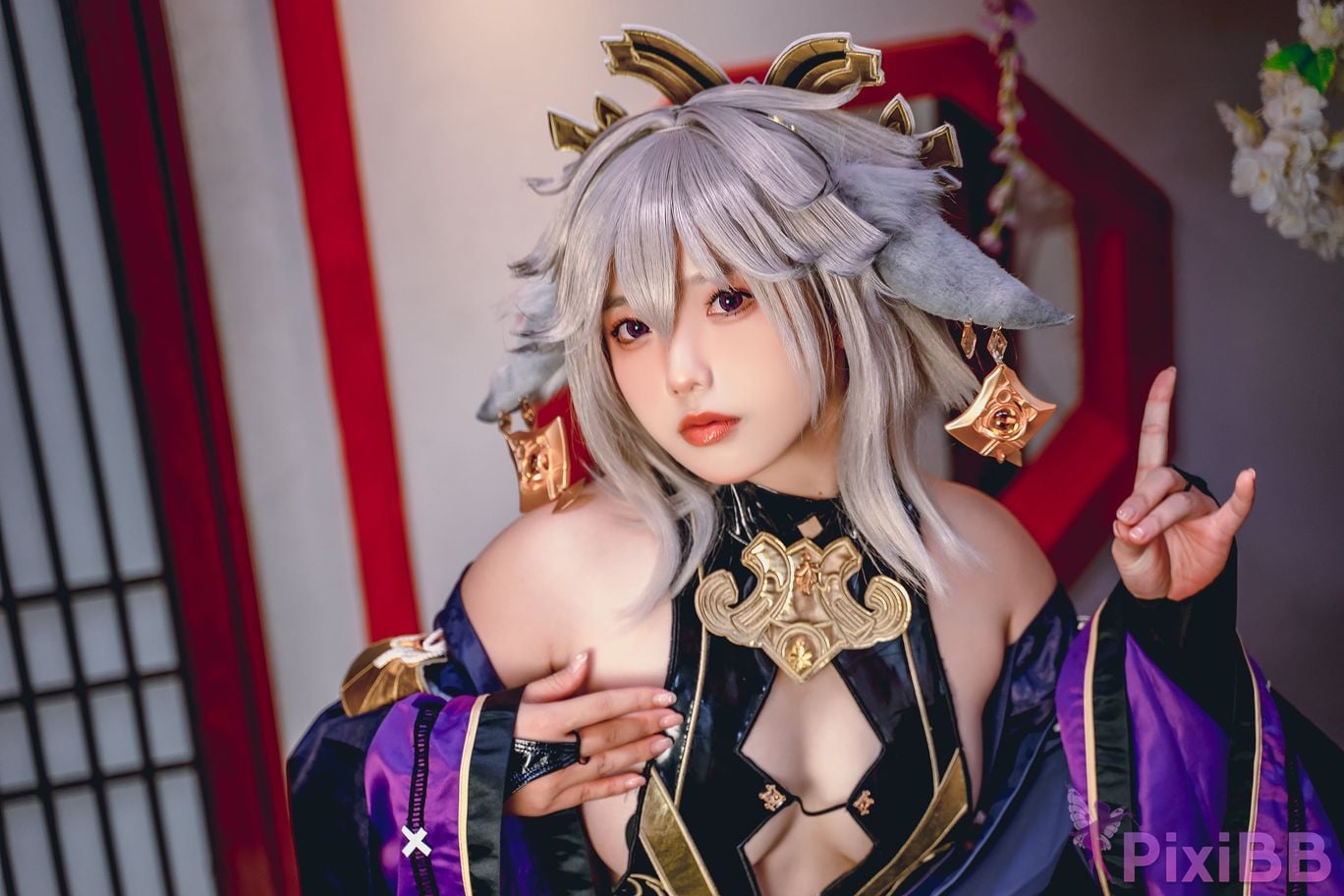 Cosplayer Messie Huang Yae Alter PixiBB.COM 010