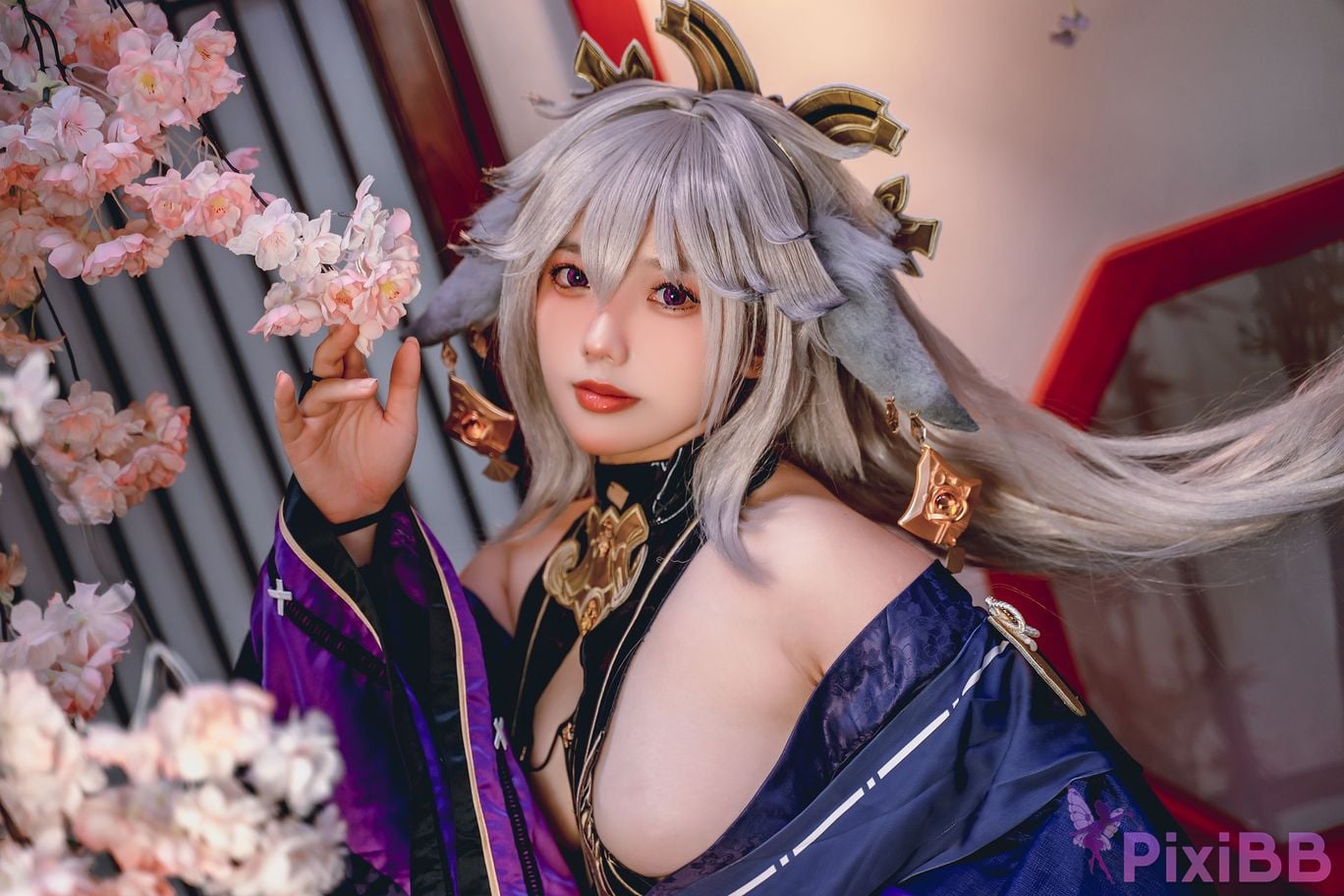 Cosplayer Messie Huang Yae Alter PixiBB.COM 011
