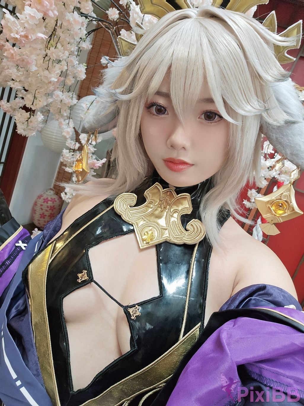 Cosplayer Messie Huang Yae Alter PixiBB.COM 036