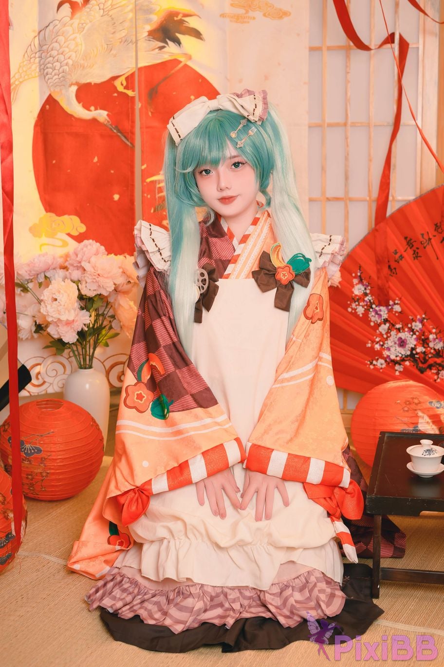 Cosplayer Messie Huang Miku PixiBB.COM 004