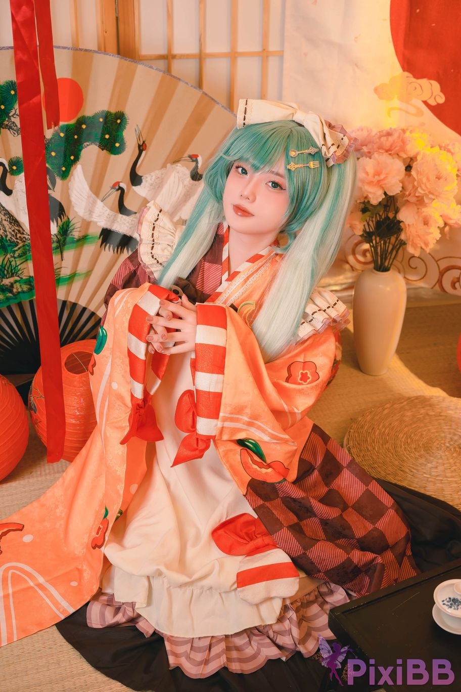 Cosplayer Messie Huang Miku PixiBB.COM 014