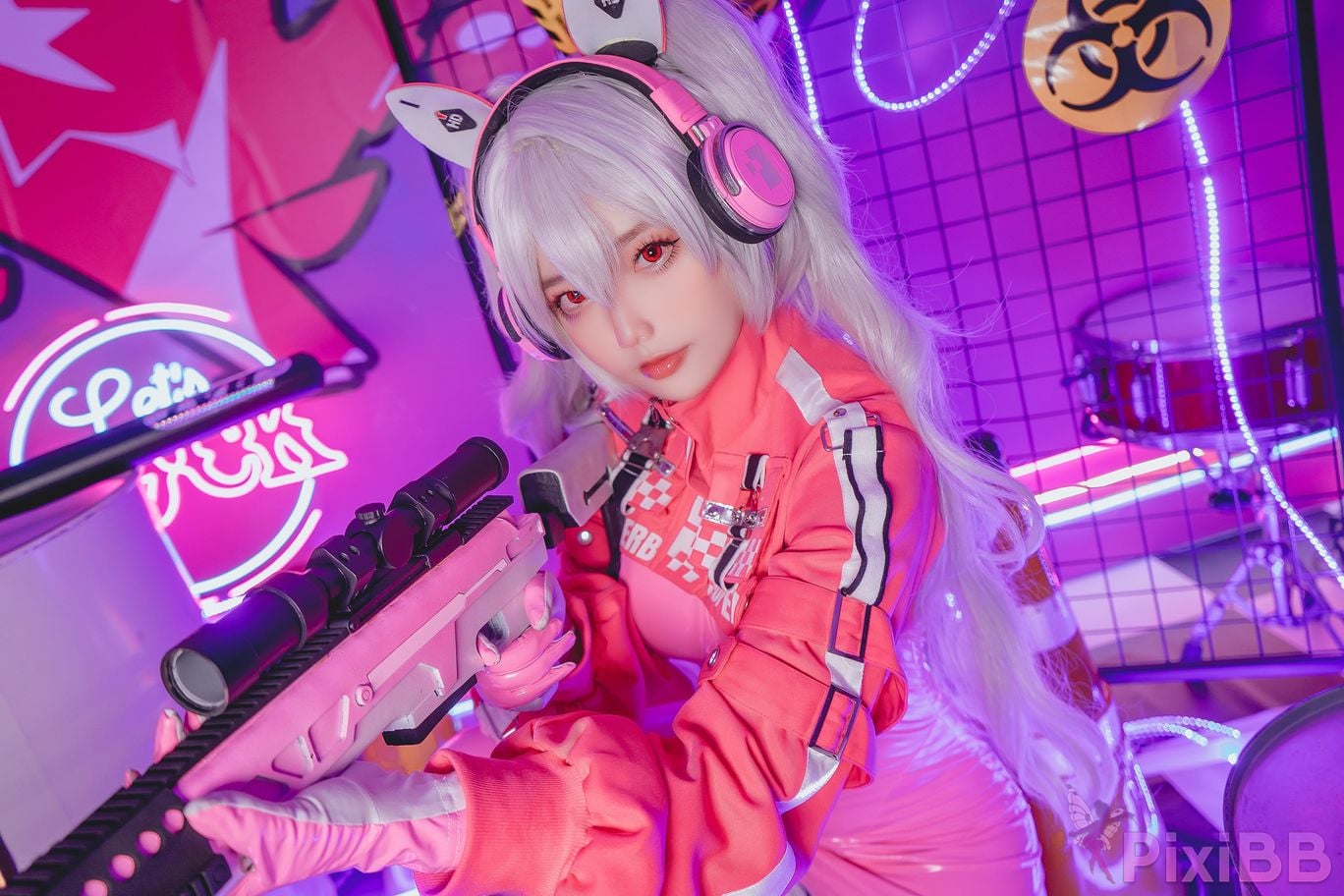 Cosplay Messie Huang Alice Nikke PixiBB.COM 013