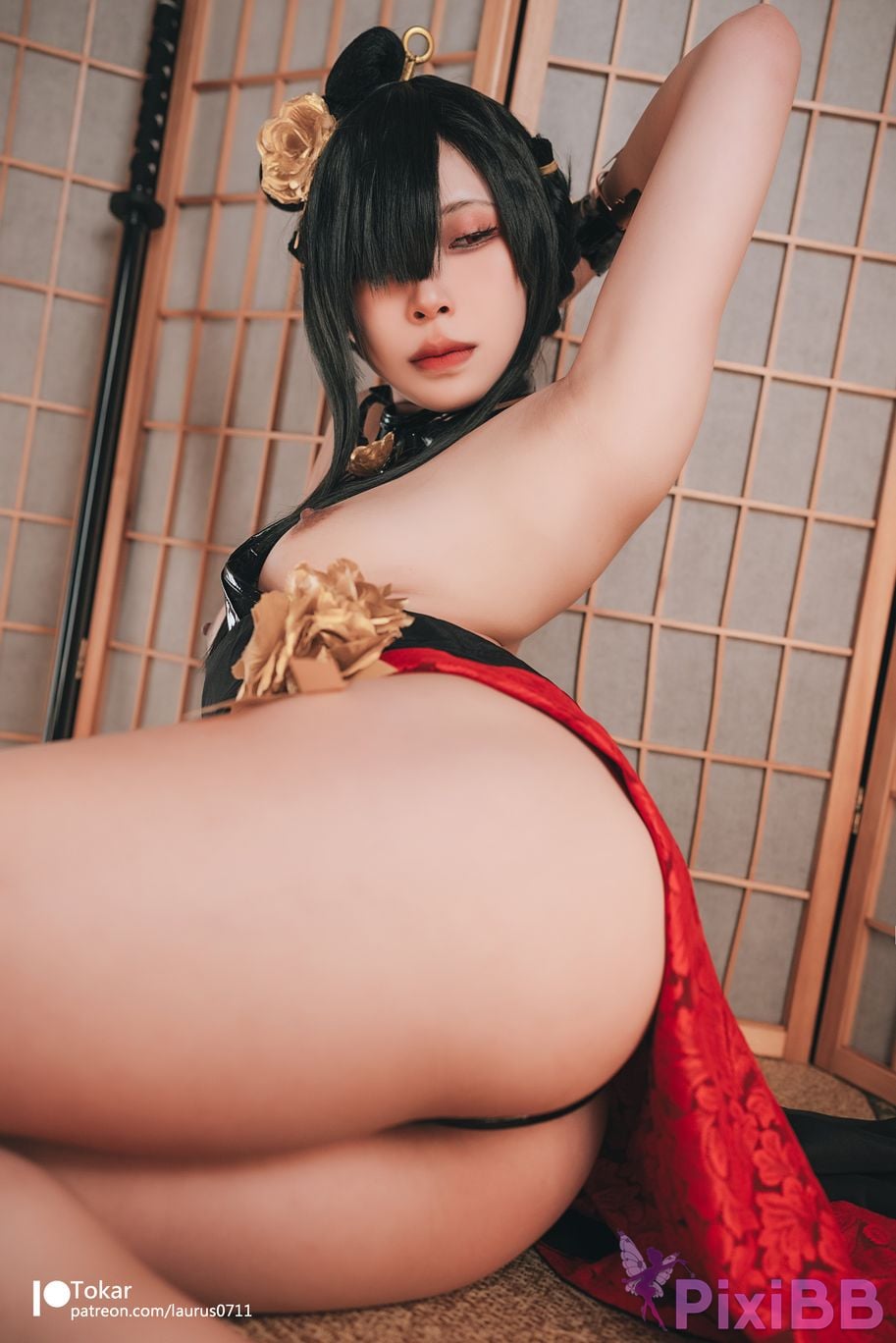 Coser Tokar ver YorForgerNinja ver PixiBB.COM 018