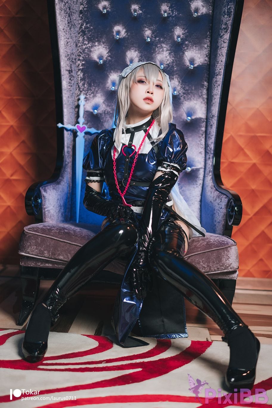Coser Tokar Marjia PixiBB.COM 001