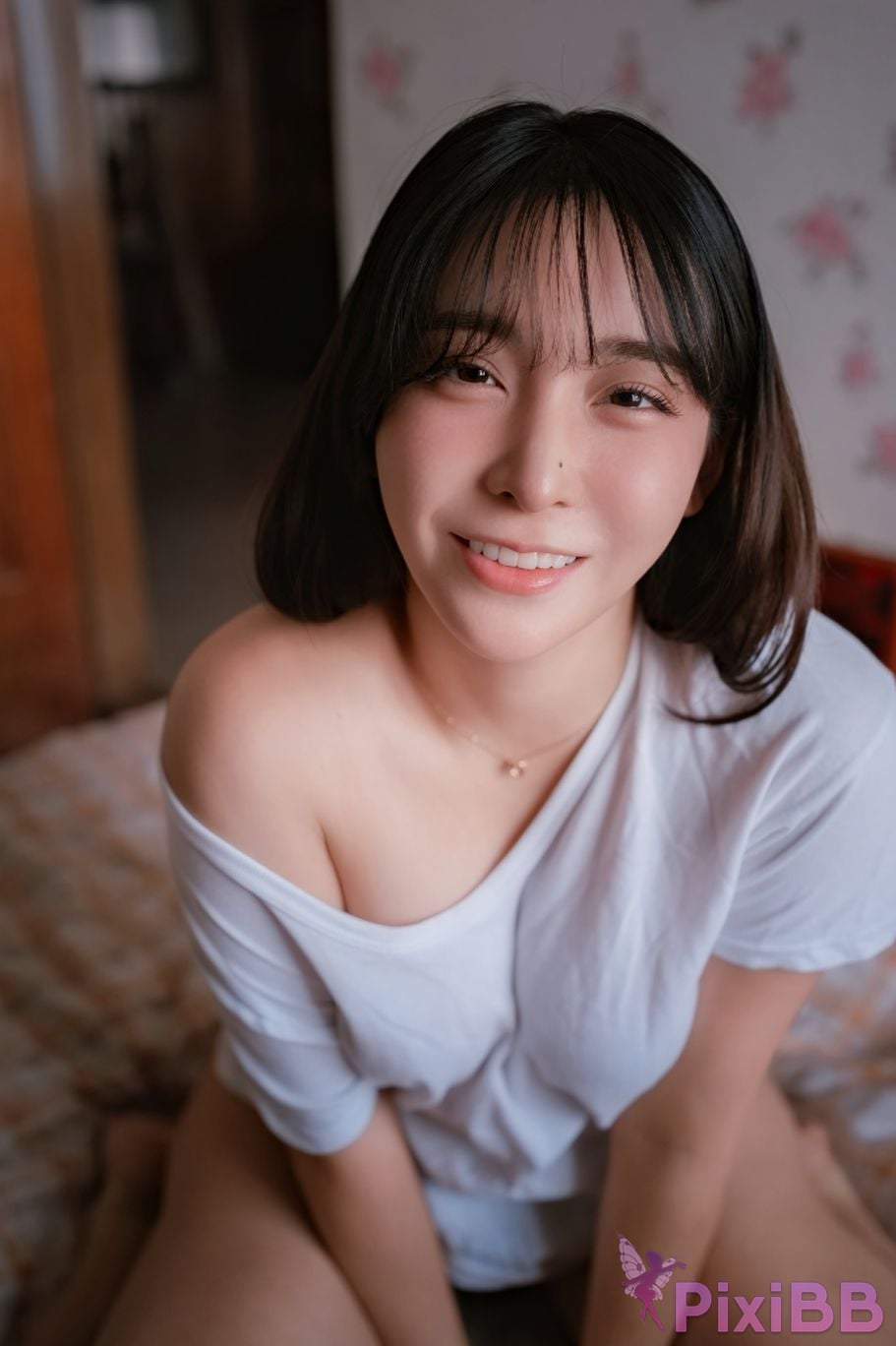 AI Enhanced Acute Miyu Miyuri Between The Sheets PixiBB.COM 009
