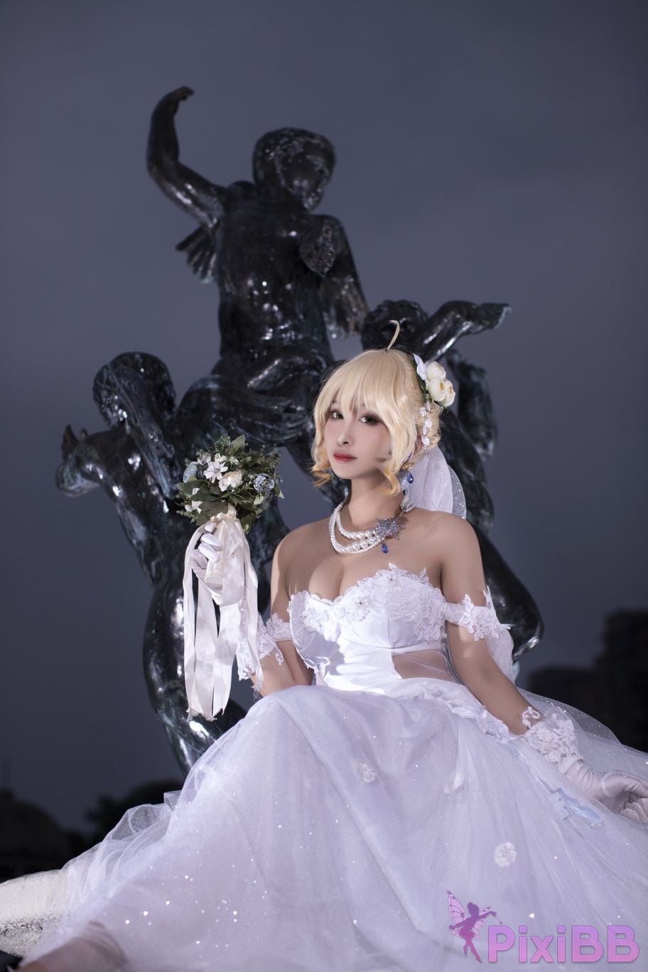 Cosplayer Luo Li LoLiSAMA Artoria Pendragon Celebration of Avalon PixiBB.COM 015